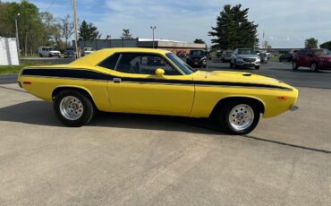 Plymouth-Barracuda-1973-21