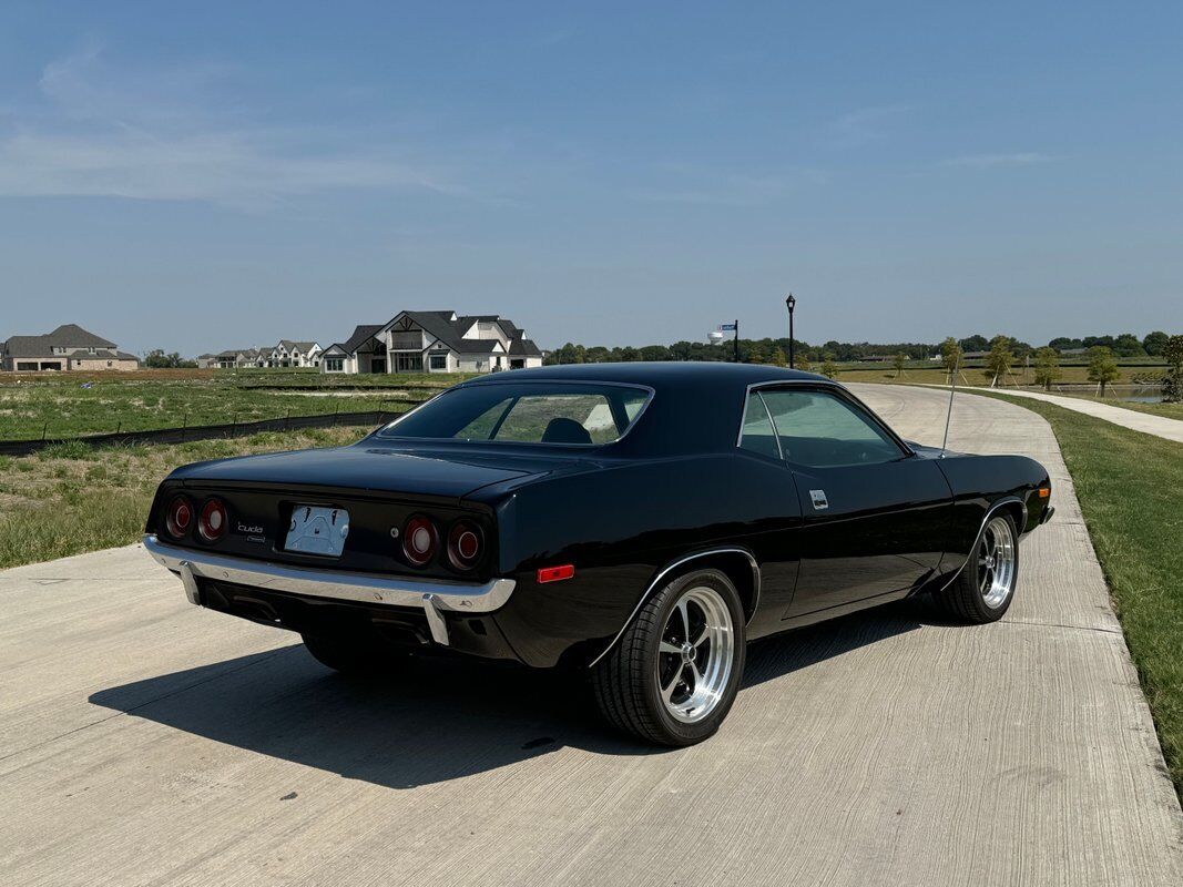 Plymouth-Barracuda-1973-3