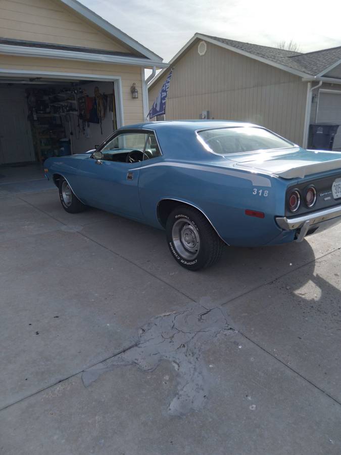 Plymouth-Barracuda-1973-5