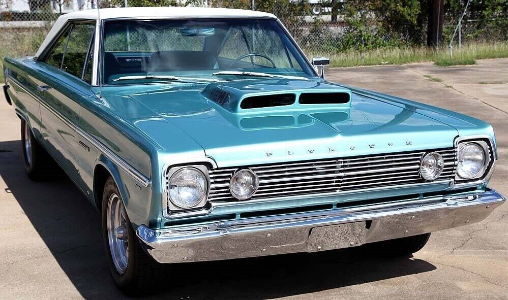 Plymouth-Belvedere-Coupe-1966-10