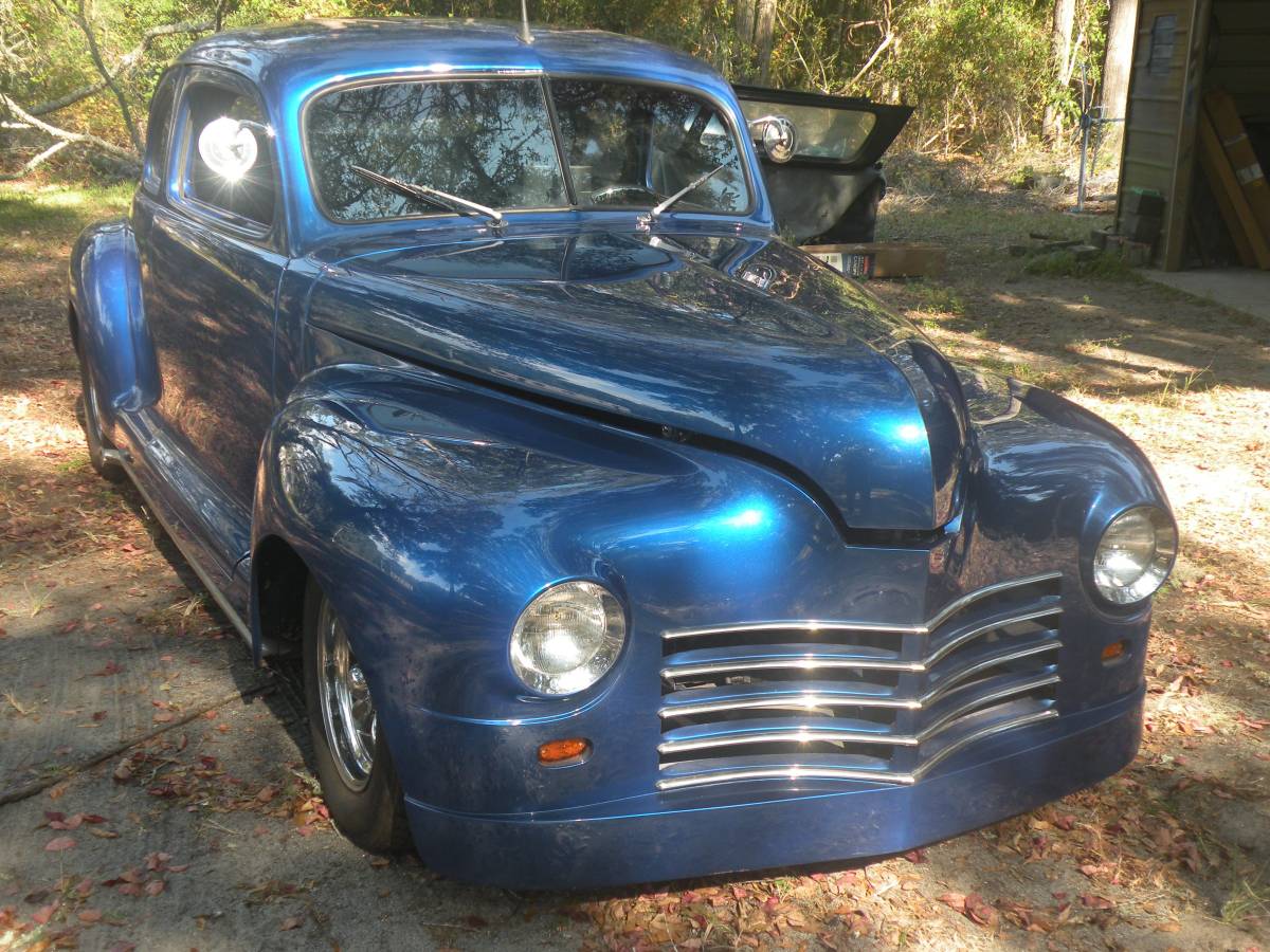 Plymouth-Business-coupe-1945-2