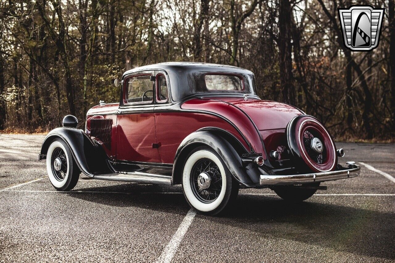 Plymouth-Coupe-1933-4