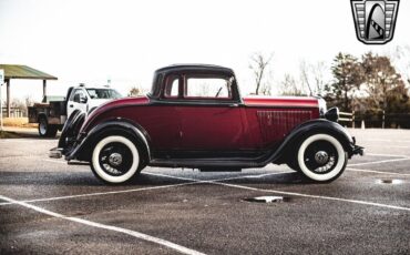 Plymouth-Coupe-1933-7