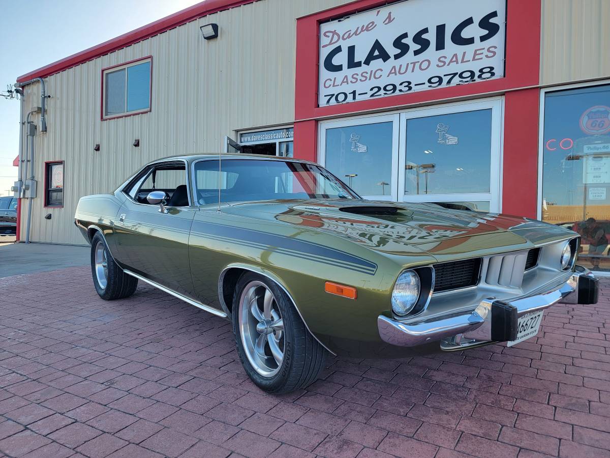 Plymouth-Cuda-1974-1