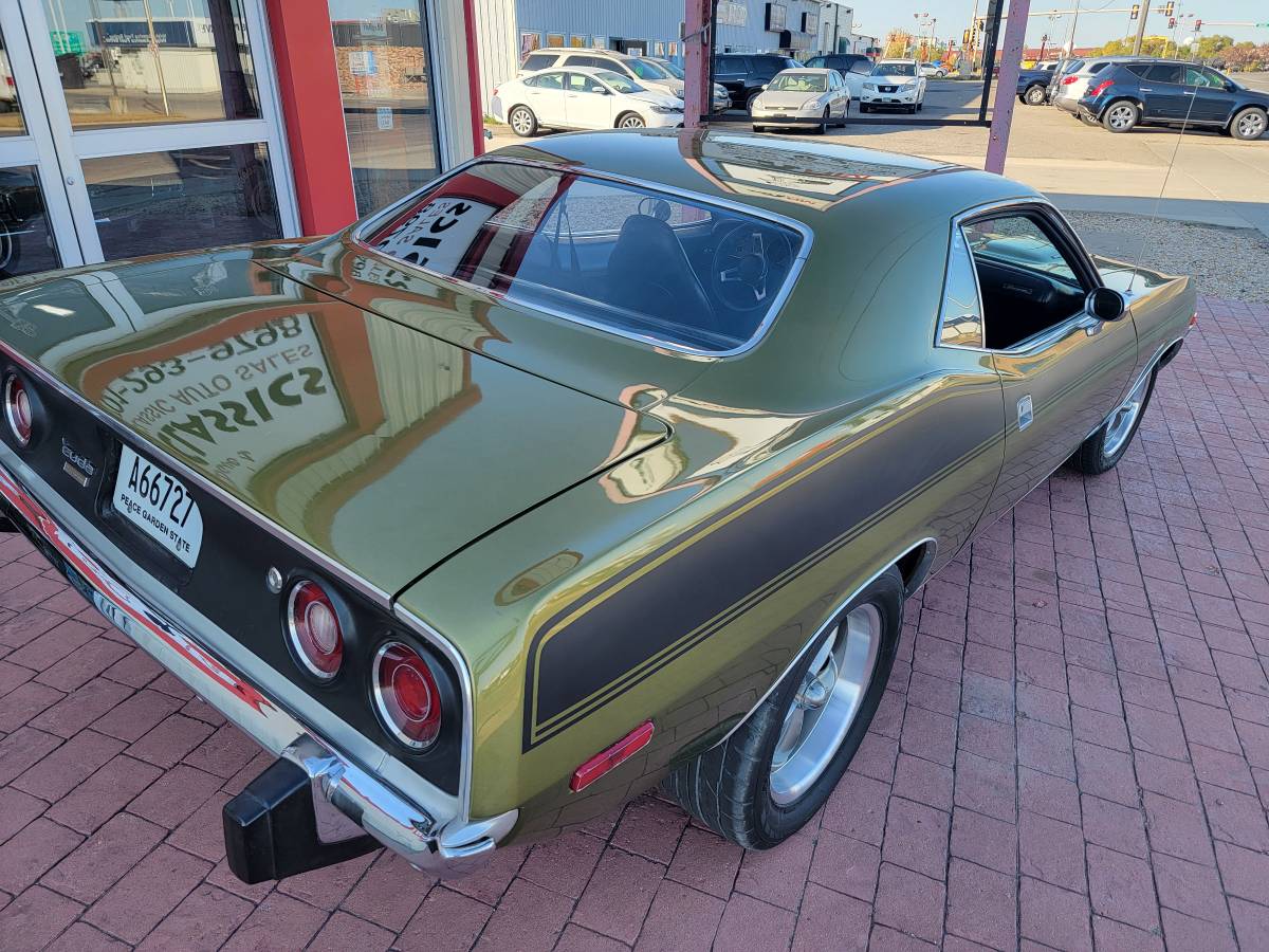 Plymouth-Cuda-1974-14