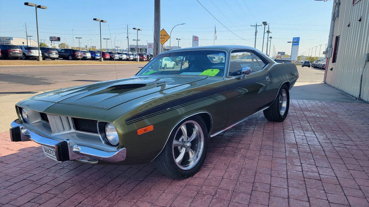 Plymouth-Cuda-1974-3