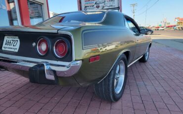 Plymouth-Cuda-1974-6