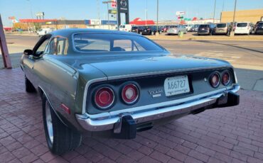 Plymouth-Cuda-1974-7