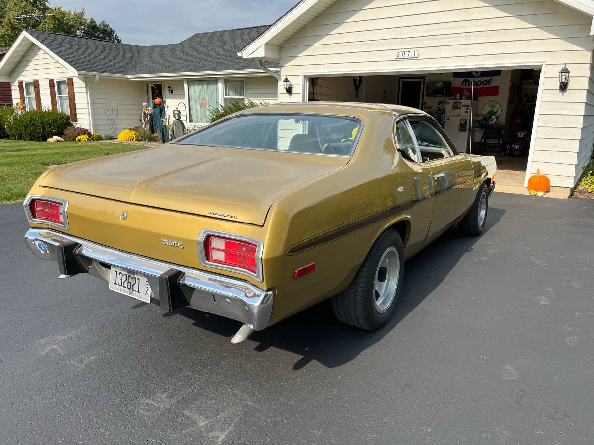 Plymouth-Duster-1973-3