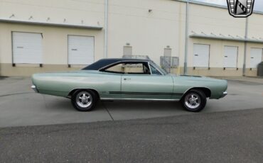 Plymouth-GTX-1968-3