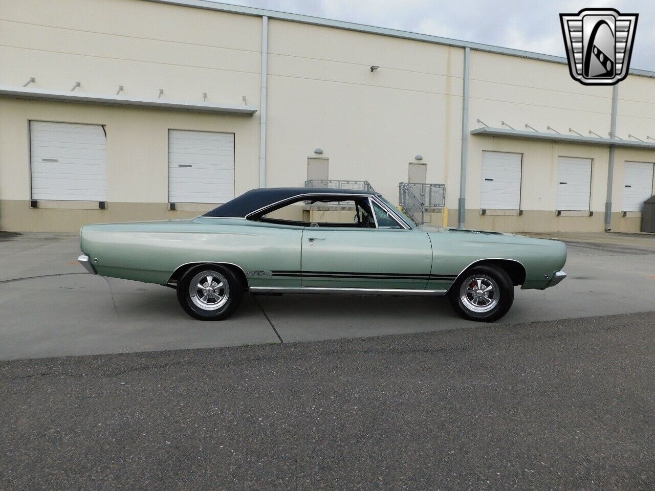 Plymouth-GTX-1968-3