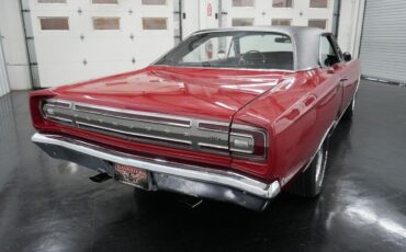 Plymouth-GTX-1968-5