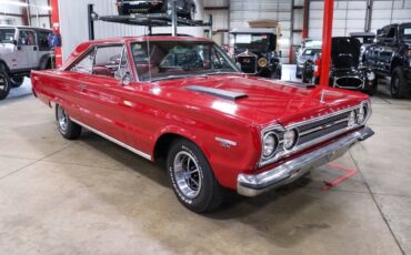 Plymouth-GTX-Coupe-1967-10