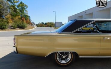 Plymouth-GTX-Coupe-1967-11