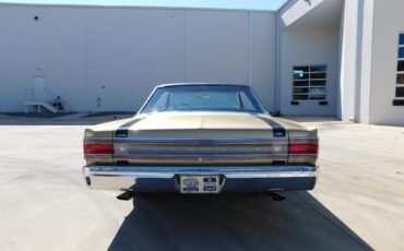 Plymouth-GTX-Coupe-1967-9