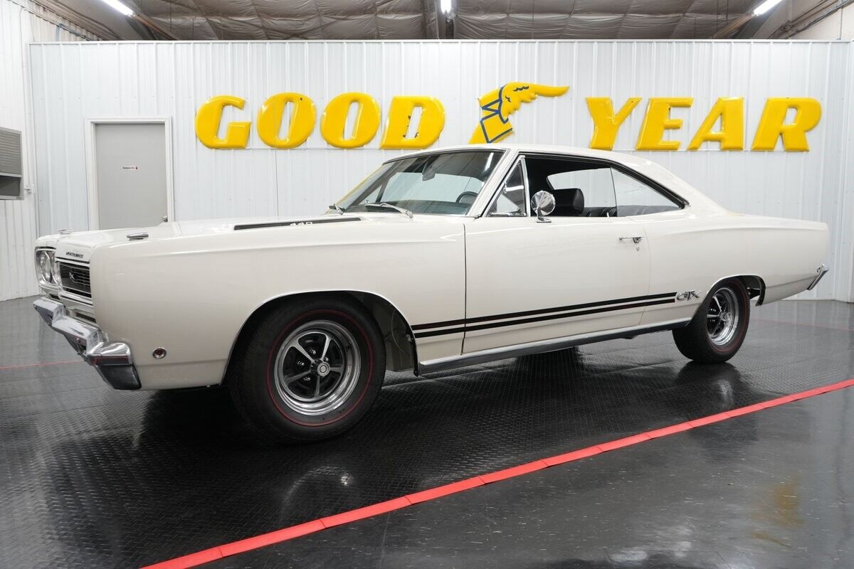 Plymouth-GTX-Coupe-1968-3