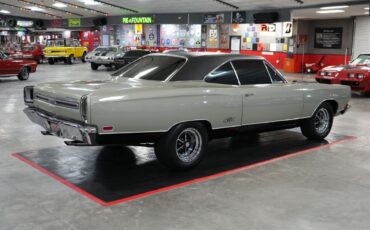 Plymouth-GTX-Coupe-1969-5