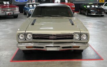 Plymouth-GTX-Coupe-1969-8