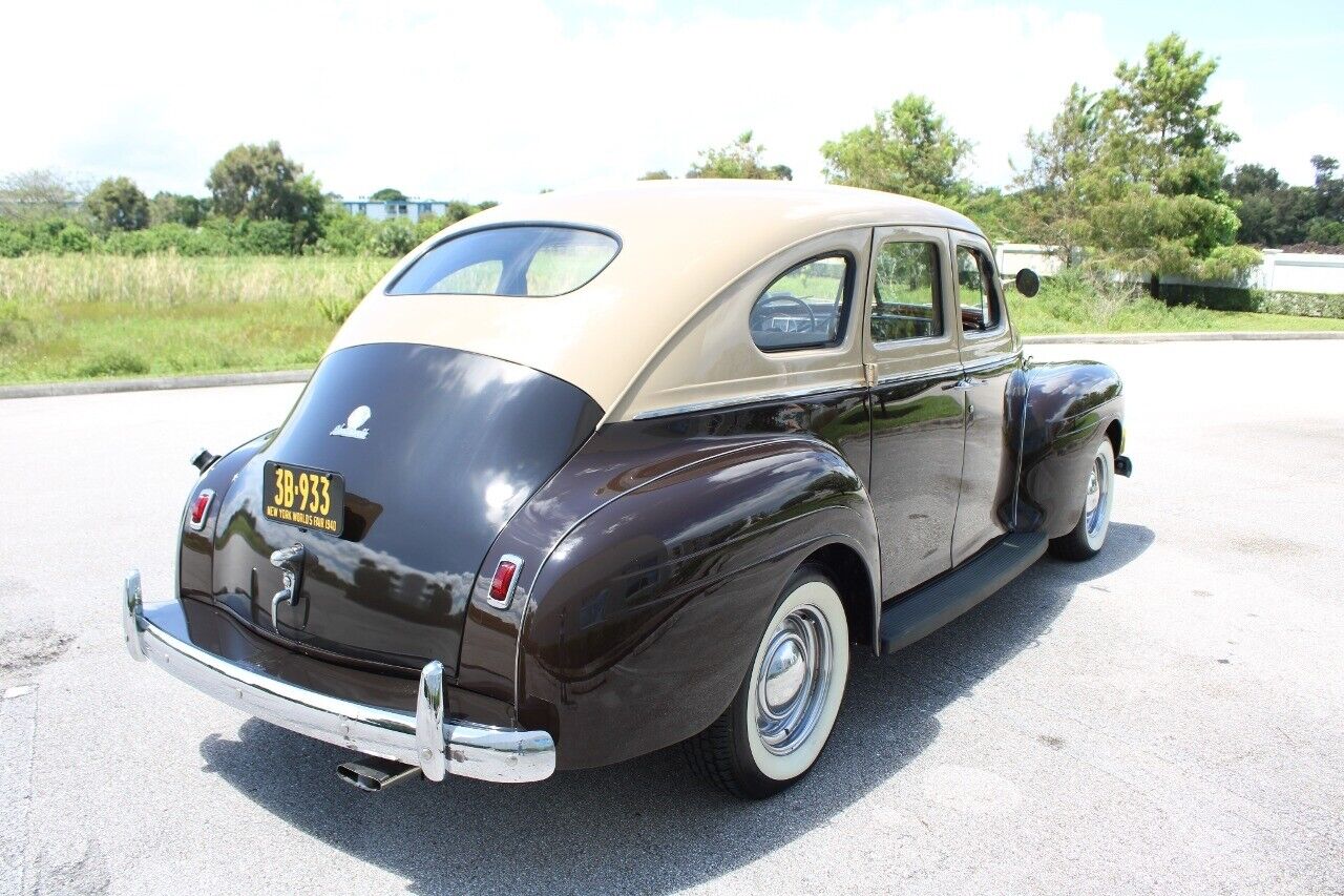 Plymouth-P10-Deluxe-Berline-1940-7