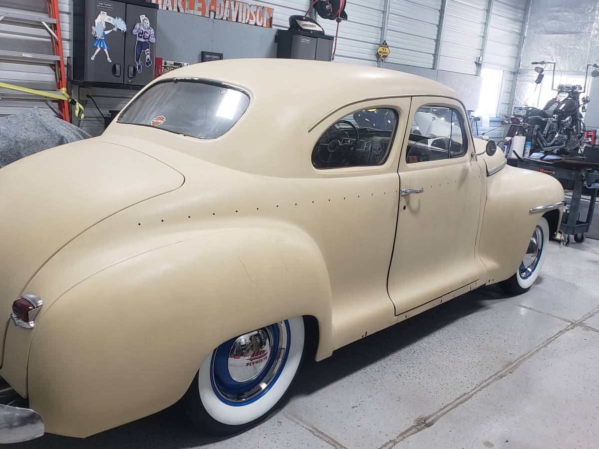 Plymouth-P15-1947-1