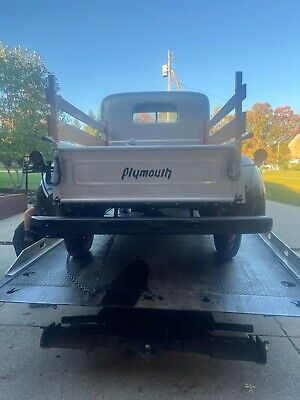 Plymouth-Pickup-1939-1