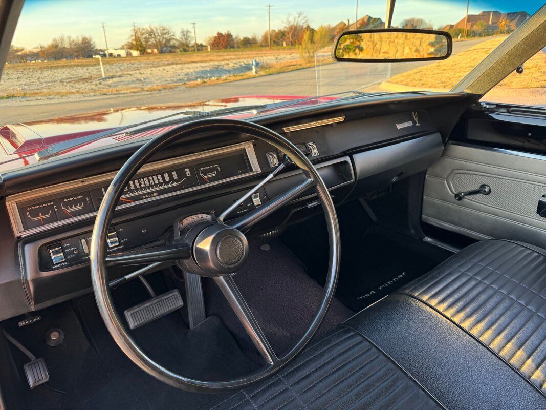 Plymouth-Road-Runner-1968-11