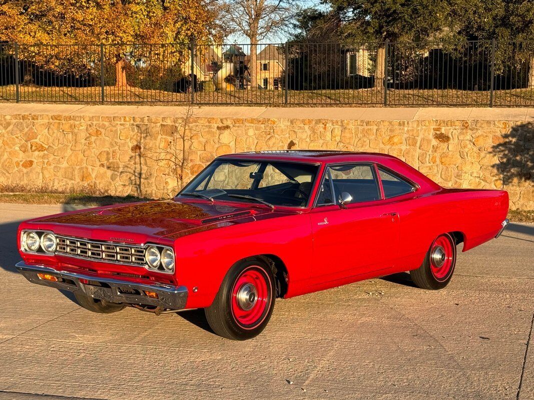 Plymouth-Road-Runner-1968-31