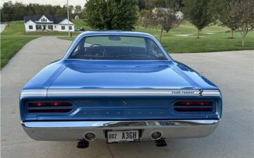 Plymouth-Road-Runner-1970-14