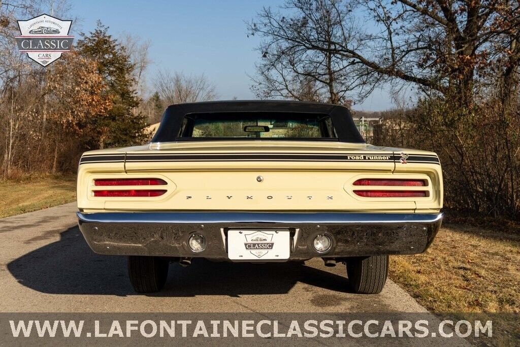 Plymouth-Road-Runner-1970-15