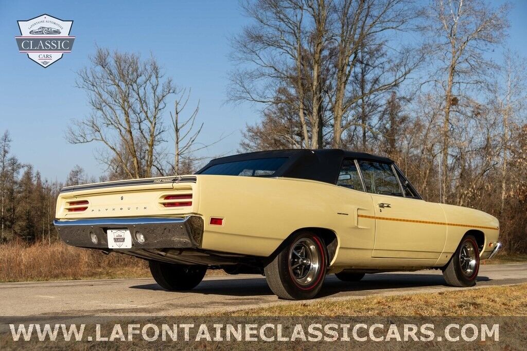 Plymouth-Road-Runner-1970-17