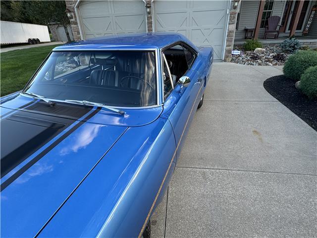 Plymouth-Road-Runner-1970-26