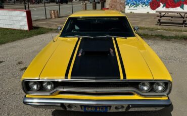 Plymouth-Road-Runner-1970-34