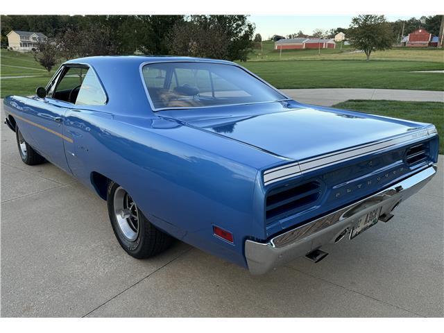 Plymouth-Road-Runner-1970-37