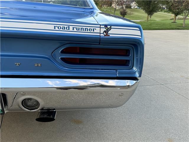 Plymouth-Road-Runner-1970-39