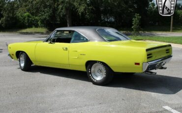 Plymouth-Road-Runner-1970-5