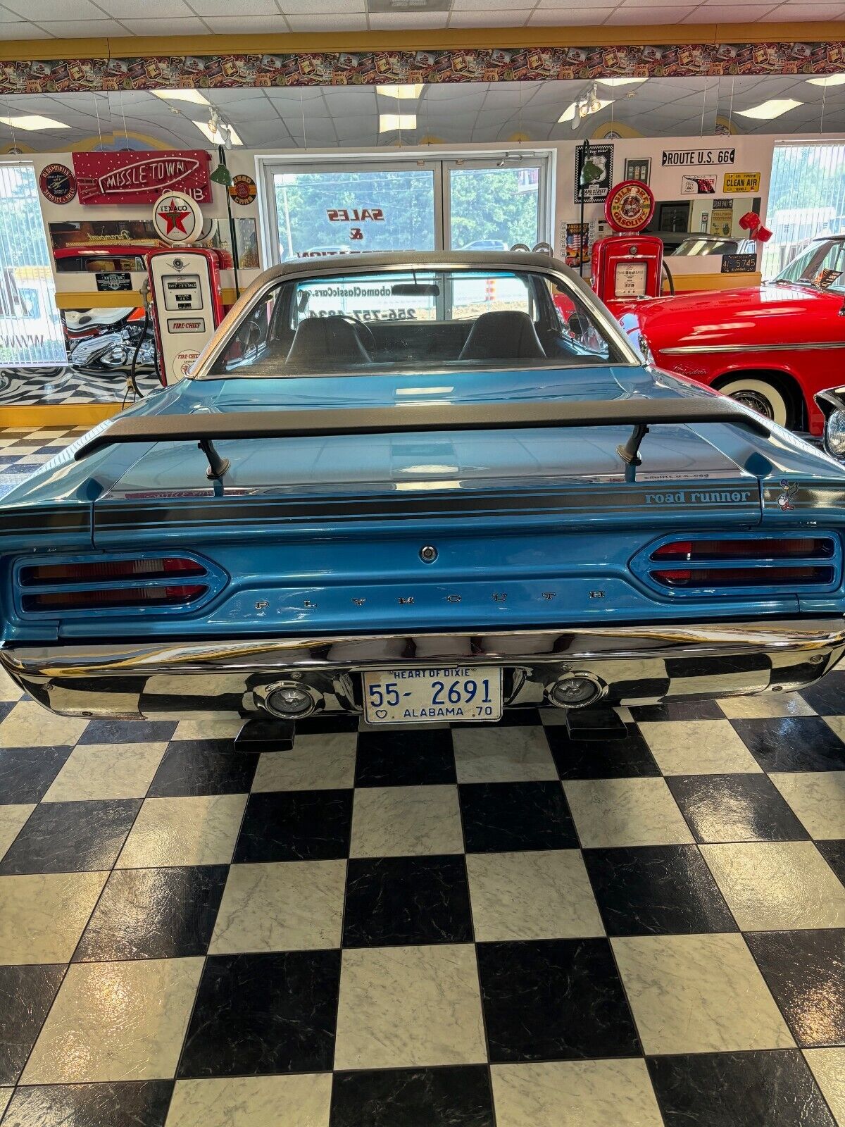 Plymouth-Road-Runner-1970-5