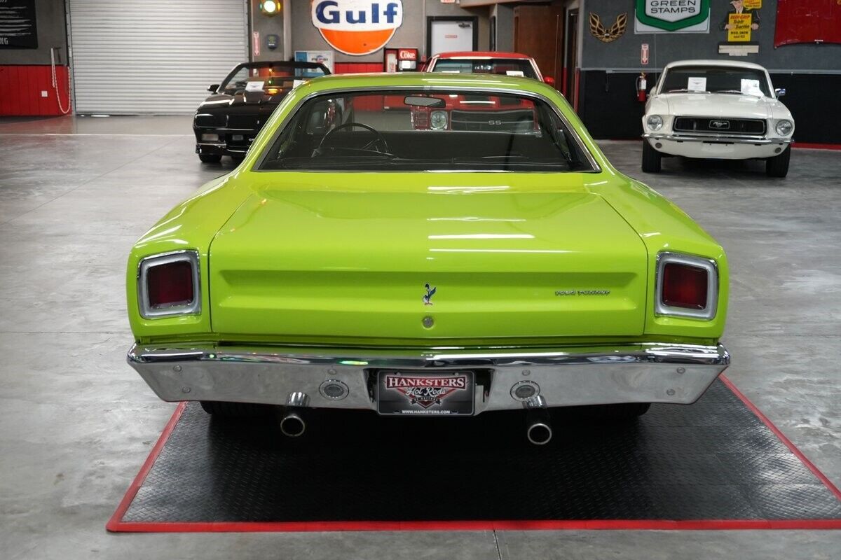 Plymouth-Road-Runner-Coupe-1969-4