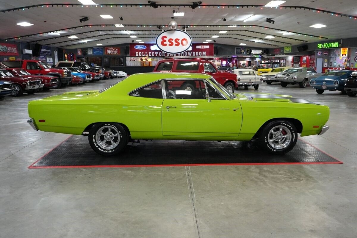 Plymouth-Road-Runner-Coupe-1969-6