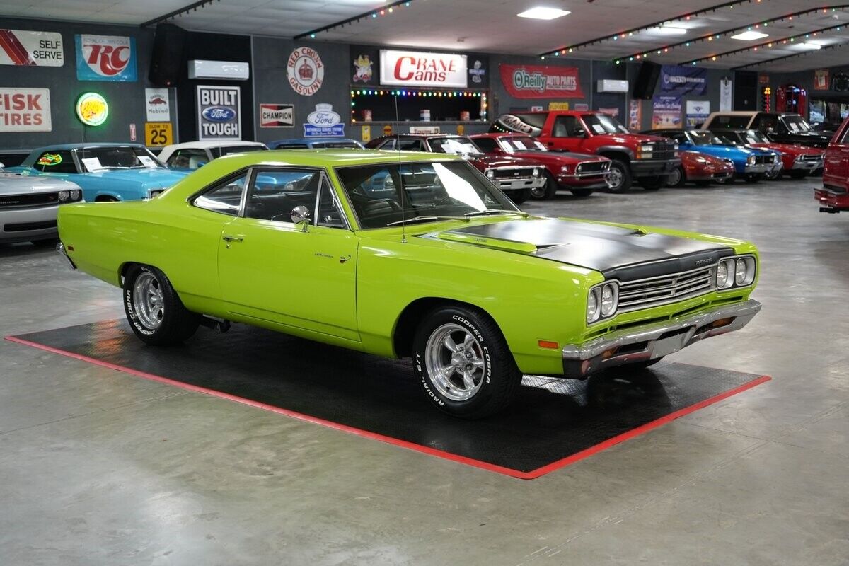 Plymouth-Road-Runner-Coupe-1969-7