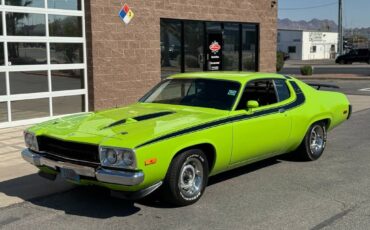 Plymouth-Road-runner-tribute-1974-1