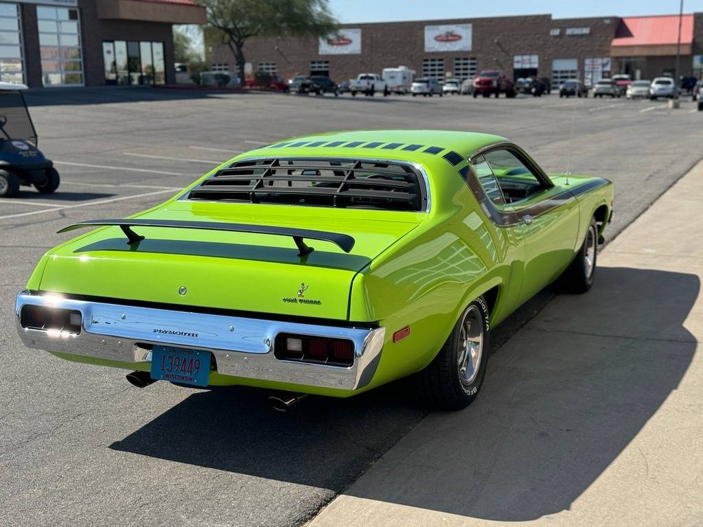 Plymouth-Road-runner-tribute-1974-6