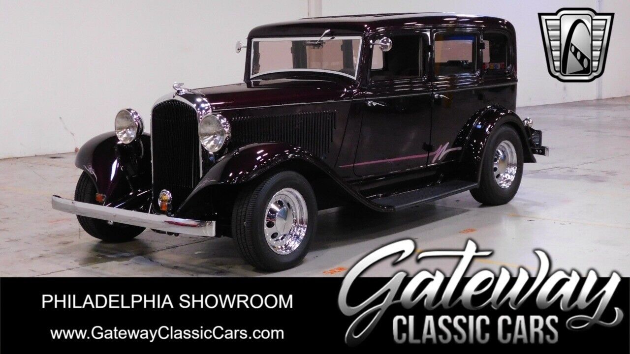 Plymouth-Sedan-1932