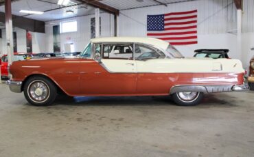 Pontiac-Chieftain-Coupe-1955-2