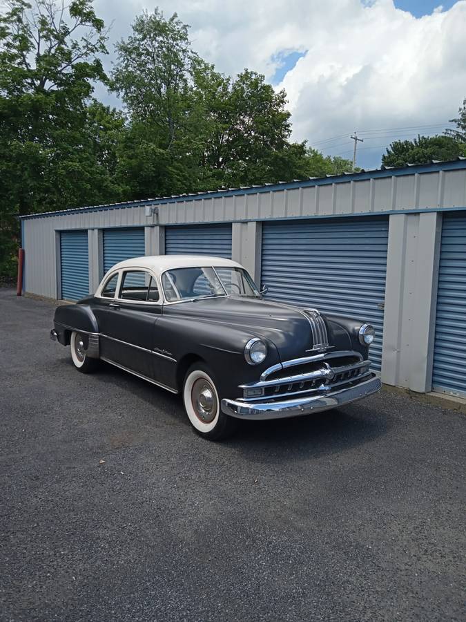 Pontiac-Chieftain-silver-streak-1949-12