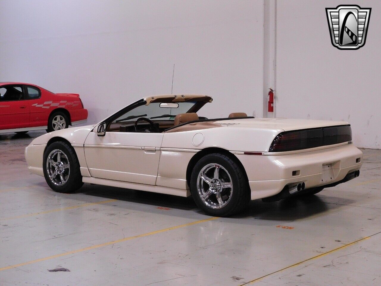 Pontiac-Fiero-1988-3