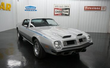 Pontiac-Firebird-1975-8