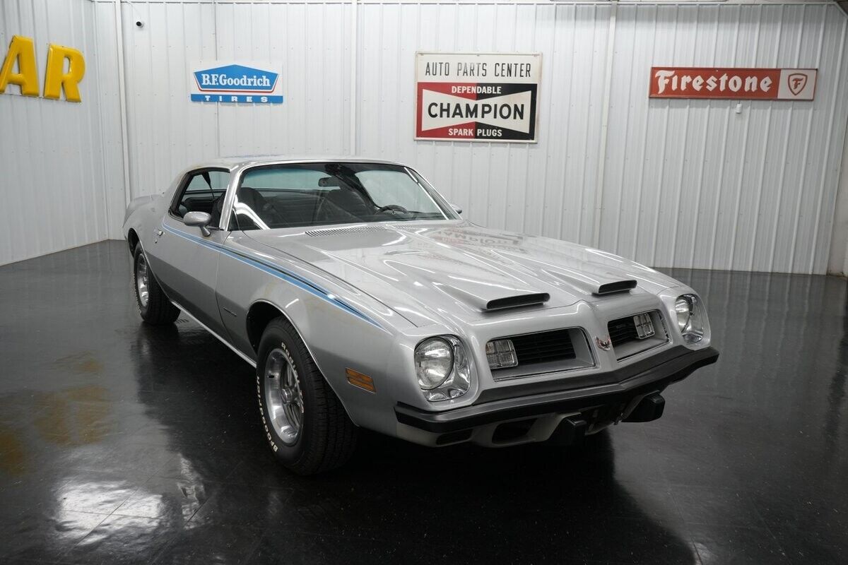 Pontiac-Firebird-1975-8