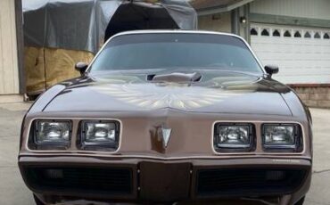 Pontiac-Firebird-1979-6