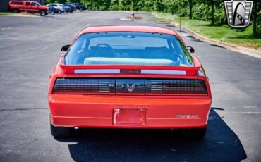 Pontiac-Firebird-1988-5