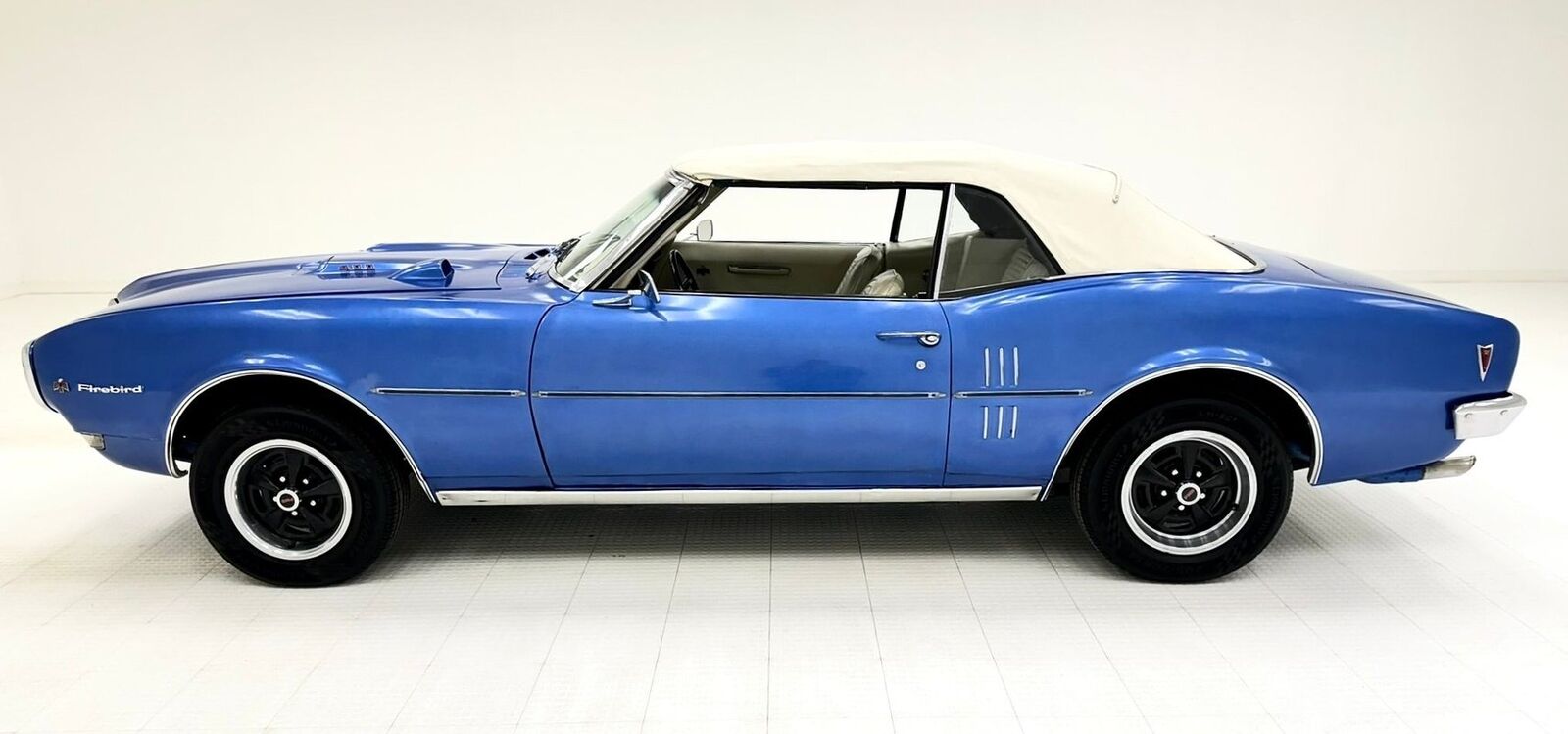 Pontiac-Firebird-Cabriolet-1968-2